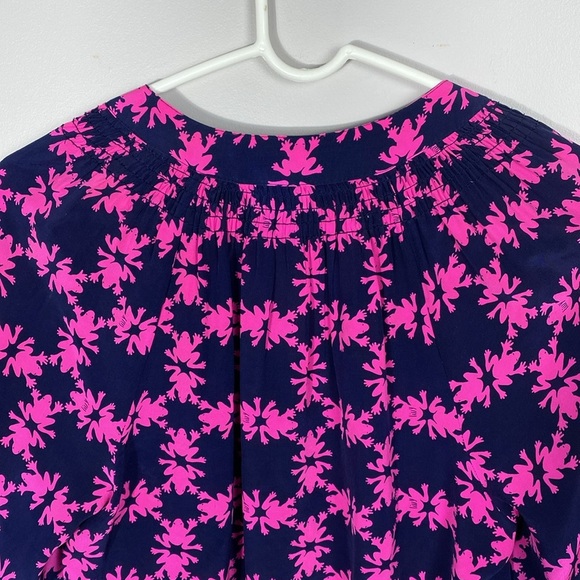 Lilly Pulitzer Silk Elsa Top in Get Hoppy Print navy with pink frogs small - Picture 9 of 11